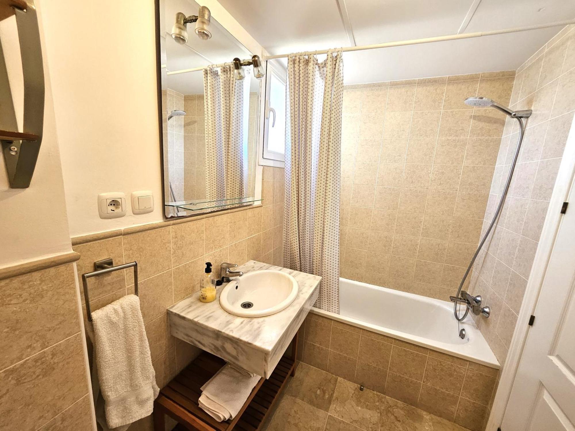3 Bedrooms With Pool & Parking, Close To Sea And Gibraltar Manilva Buitenkant foto