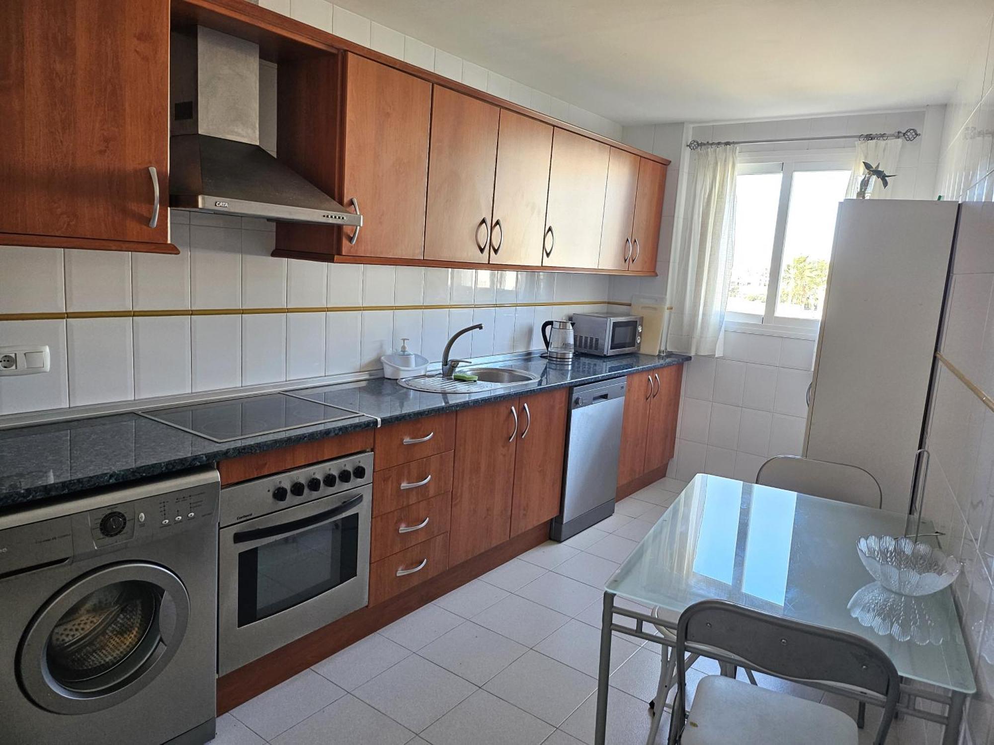 3 Bedrooms With Pool & Parking, Close To Sea And Gibraltar Manilva Buitenkant foto